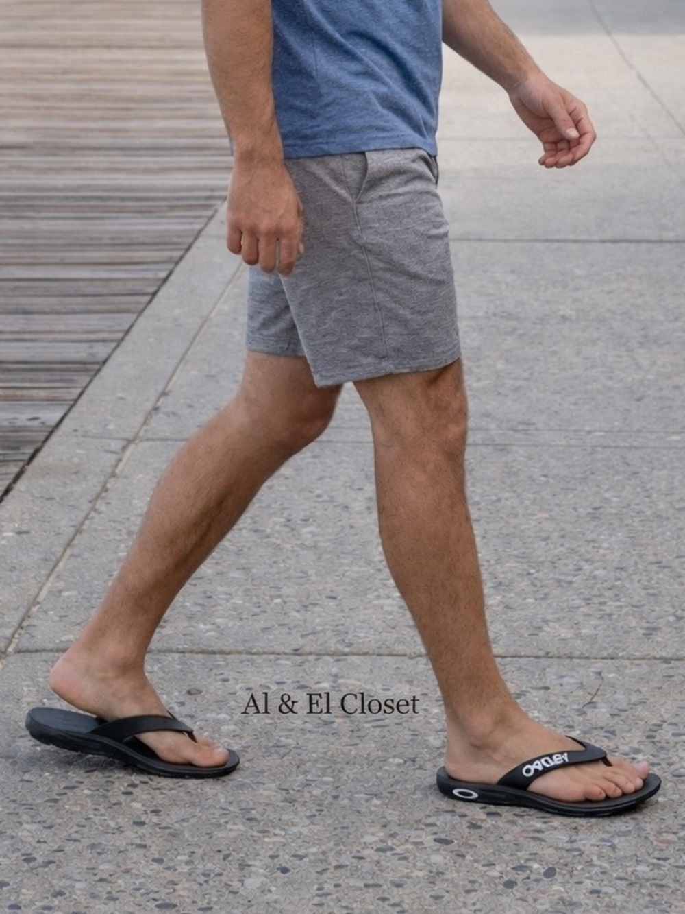 Oakley B1B Flip Flops Men’s Size 12 Black Logo Sandals New With Tag